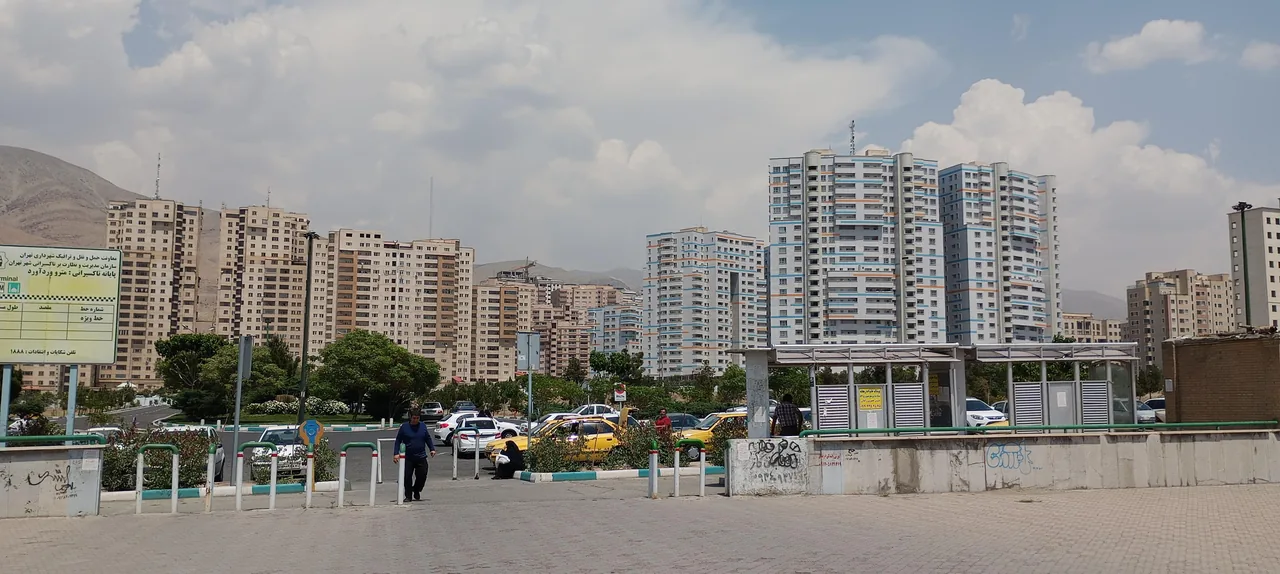 ایستگاه تاکسی مترو وردآورد - تصویر 2