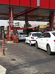 پمپ بنزین شماره ۲۲۱