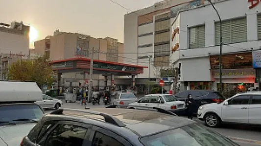 پمپ بنزین صدف پاسداران کد ۱۲۹