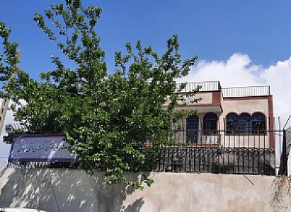 دبیرستان دخترانه انرژی اتمی دوره اول