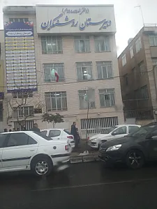 دبیرستان دخترانه روشنگران (دوره اول)