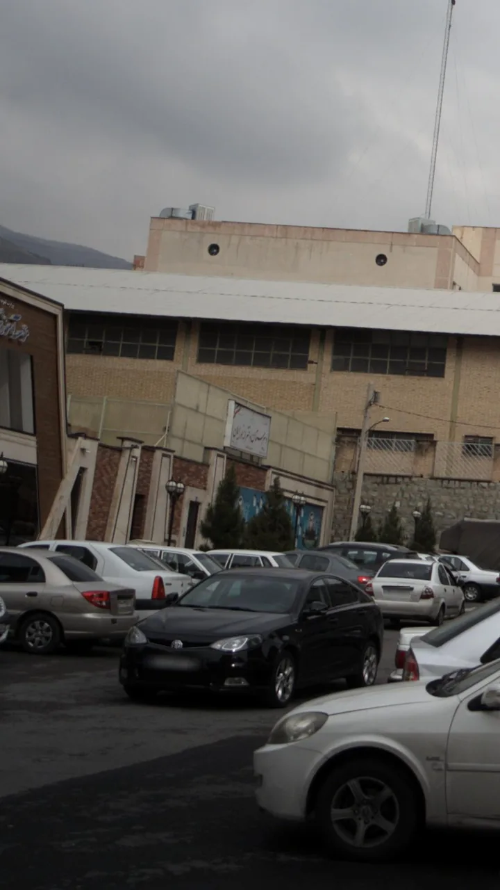 دبیرستان دخترانه غیر دولتی دوره دوم نور ایمان - تصویر 2