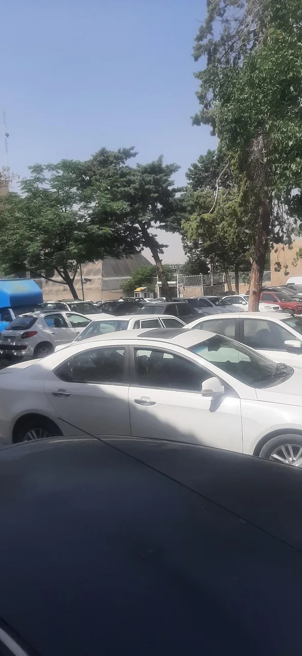 پارکینگ عمومی شهید باهنر