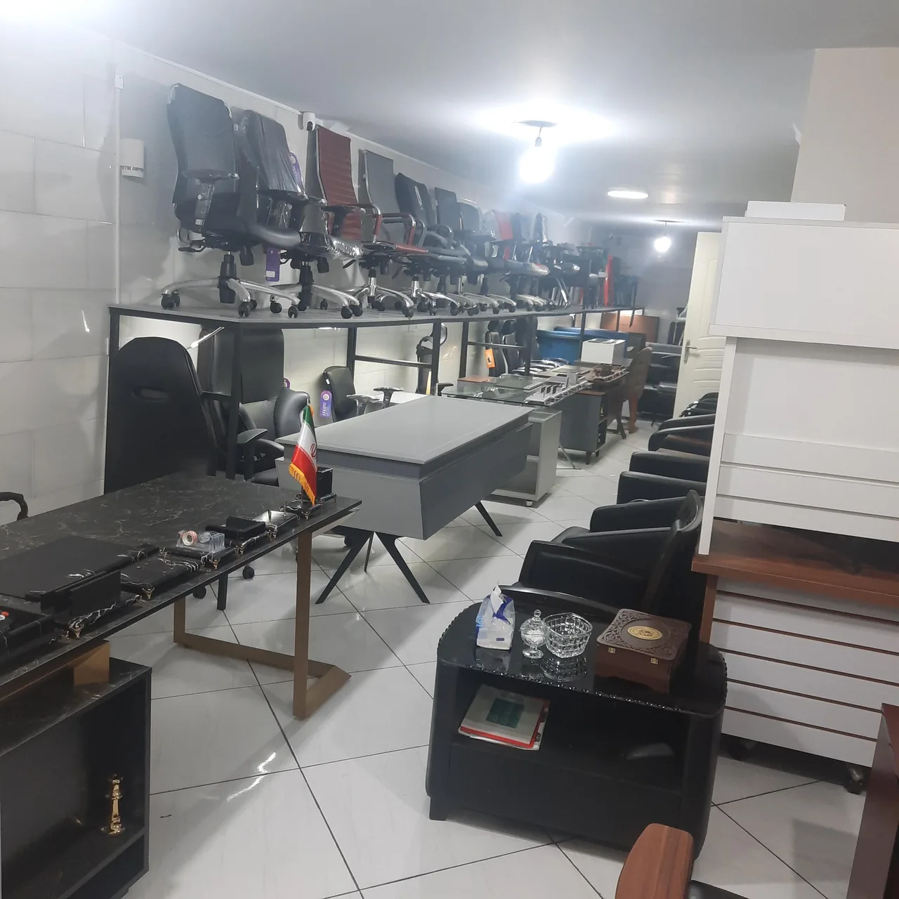 مبلمان اداری و رستورانی پاچو - تصویر 2