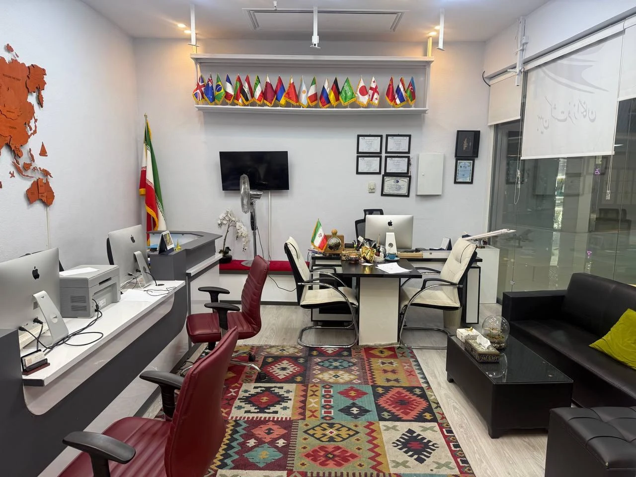 پرواز بلورین شیردال