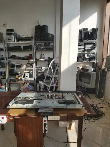 تعمیرگاه صوتی و تصویری تندیس سهند