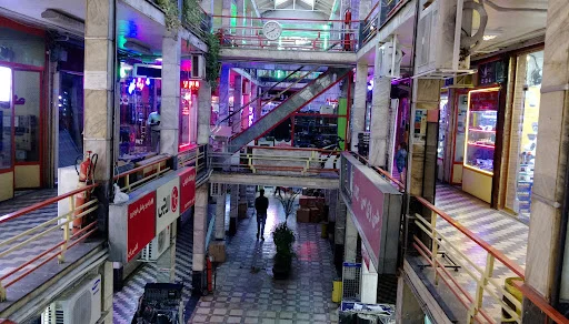 پاساژ چهل ستون قدیم - تصویر 3