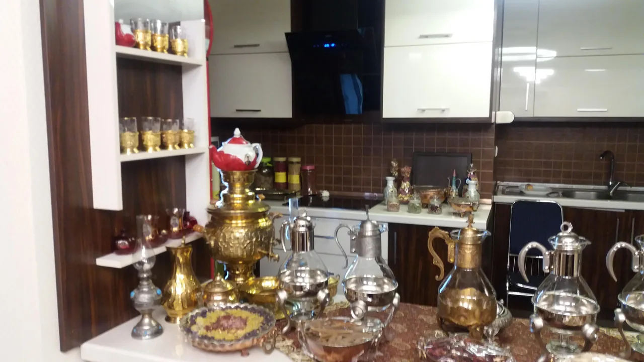 عطاری گلاب نیاسر (گلاب خاتون) - تصویر 2