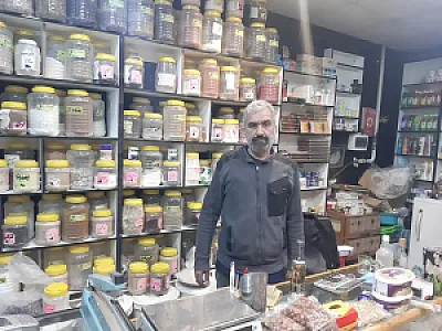 عطاری چهل گیاه تاجیک