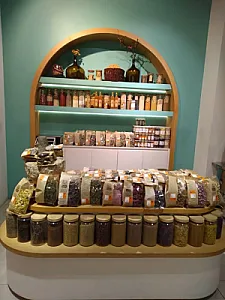 گیاهان دارویی شلیرا شعبه 1