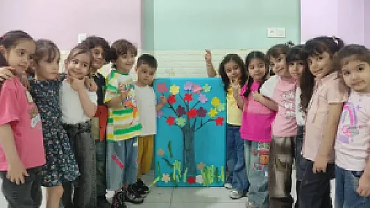 مهد کودک وپیش دبستانی بادبادک