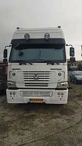 پارکینگ تریلی مجتبی عبدلی
