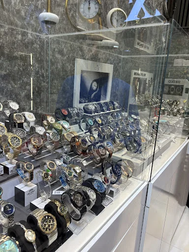 گالری ساعت عزیزی - ساعت فروشی در تبریز