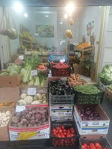 میوه فروشی