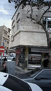 مرغ و گوشت سالاری