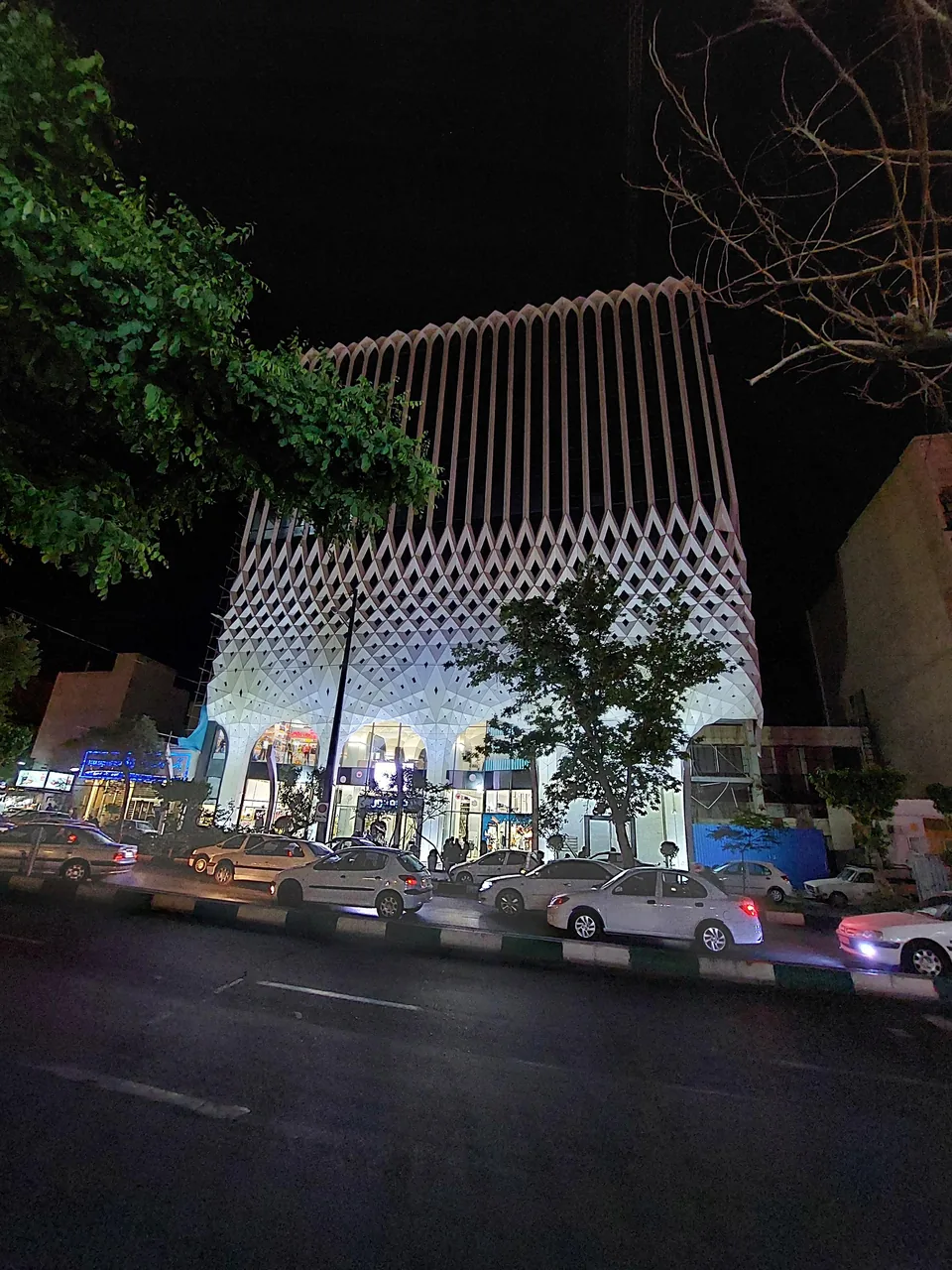 مجتمع تجاری کوه نور - تصویر 4