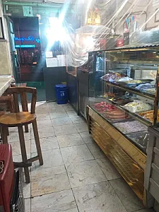 ساندویچی آذر