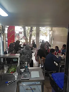 فست فودالیزه