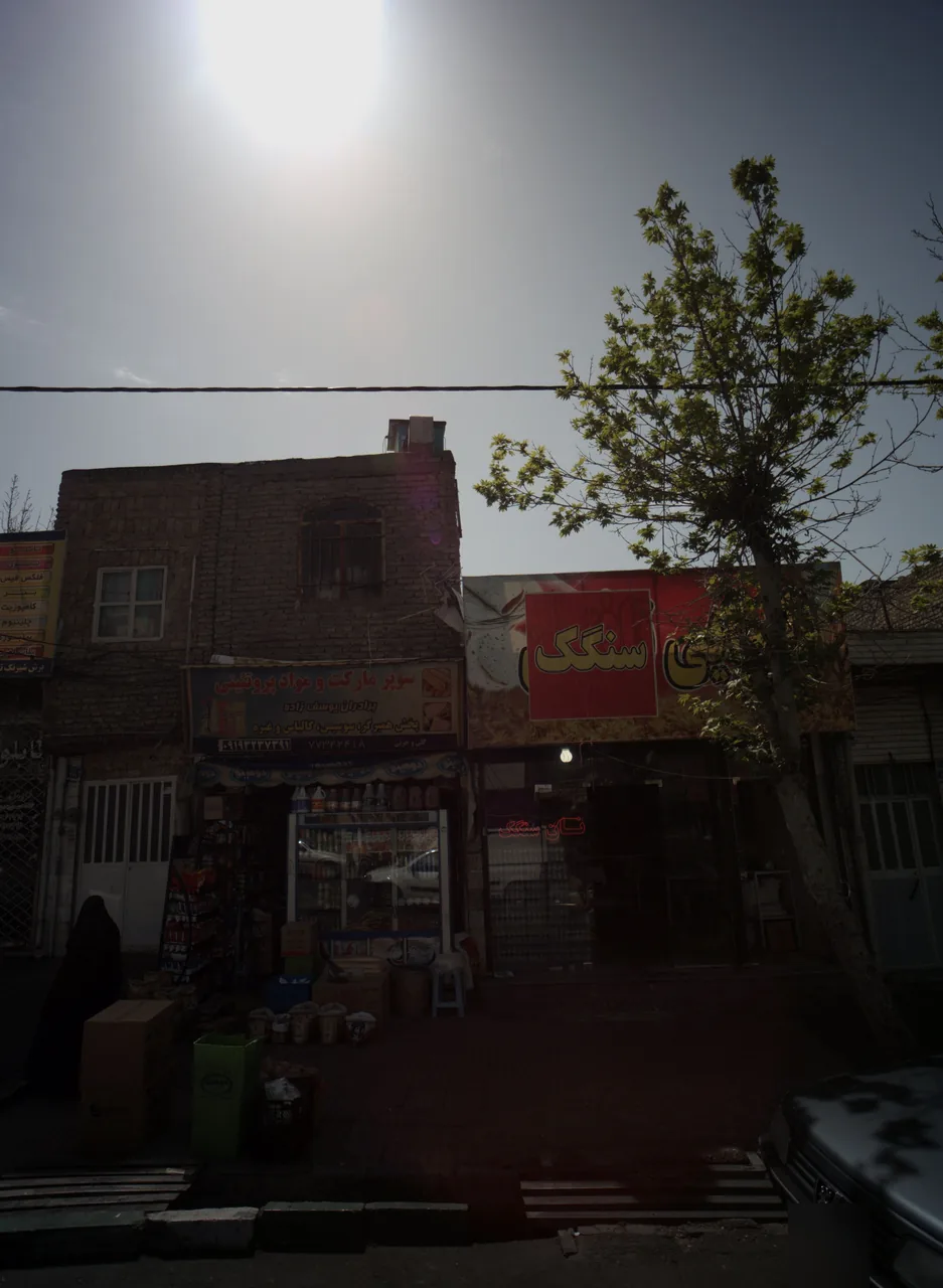 نانوایی سنگکی سنتی لیسانسه ها - تصویر 2
