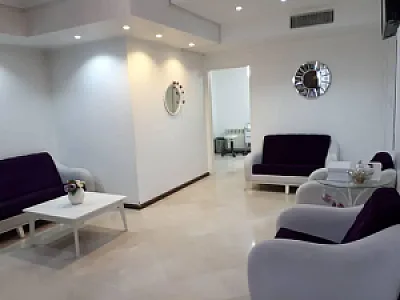 مرکز لیزر کلارینس