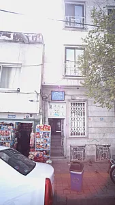 نوشین دادبین اپتومتریست