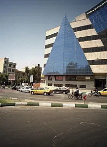 دکتر گلاره کیائی