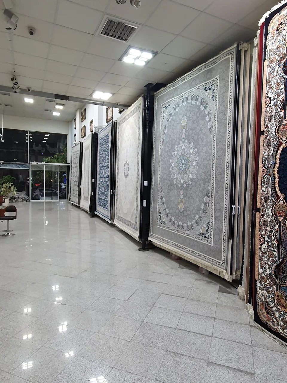 فرش کوروش - تصویر 3