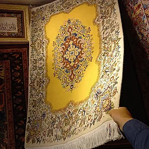 فرش دستبافت مرعشی