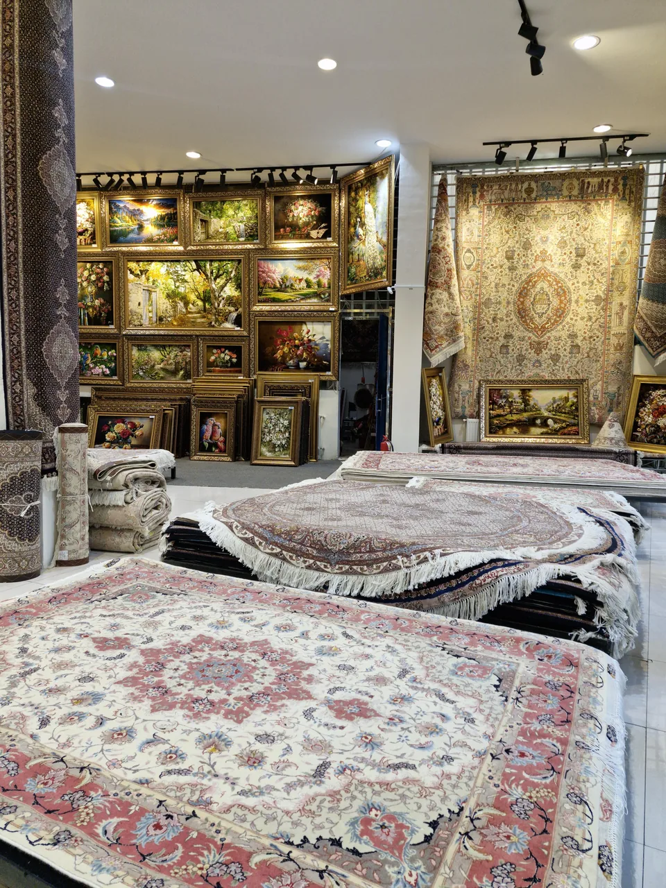 گالری فرش عظیمی