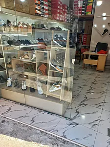 کفش و کتونی سعیدی