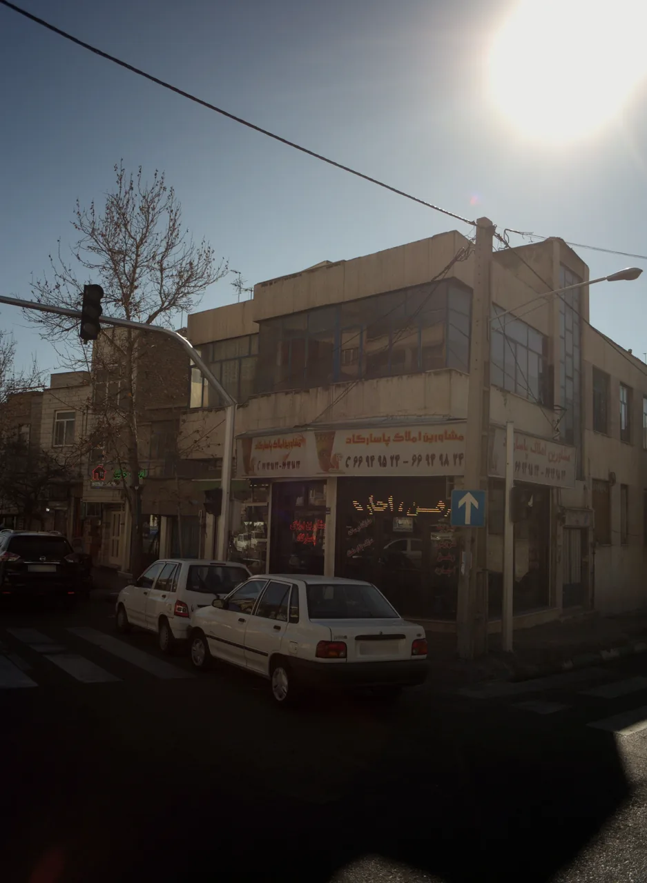 مشاورین املاک پاسارگاد