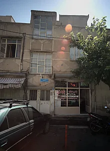 مشاور املاک بابایی