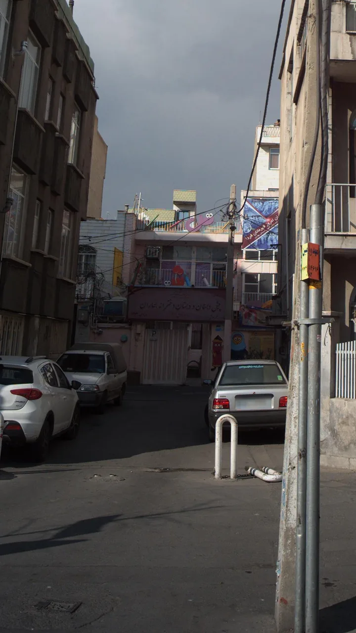 پیش دبستان و دبستان دخترانه بهاران