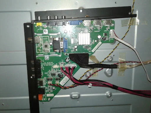 معین آذر سیستم