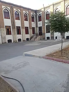 دبیرستان پسرانه هیئت امنایی شهید صدر