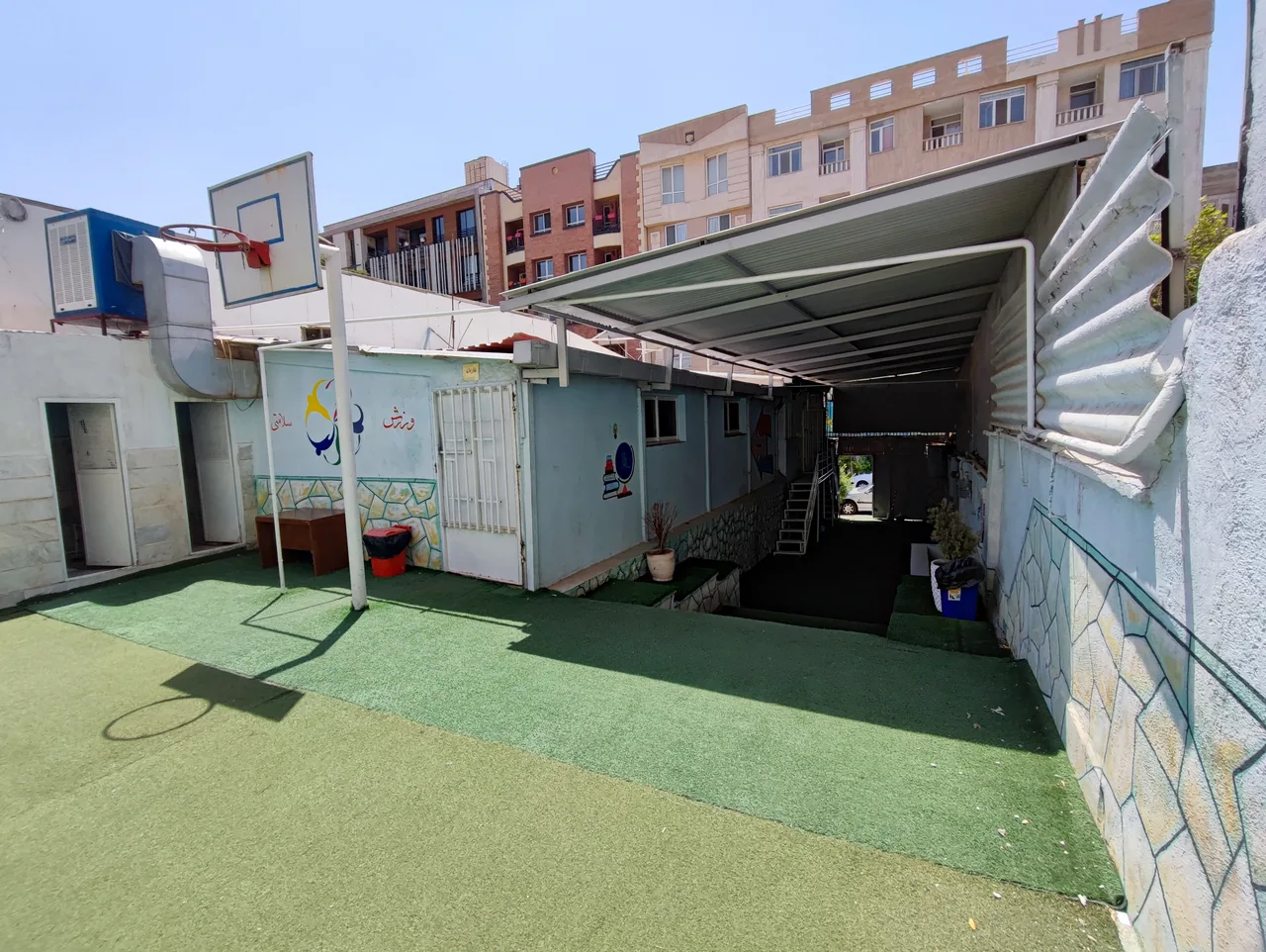 دبیرستان غیر دولتی فرهنگ سعادت - تصویر 2