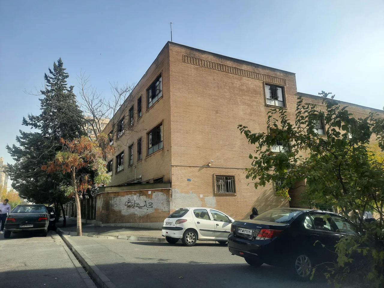 مجتمع آموزشی پسرانه سیمای فرهنگ - تصویر 3