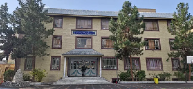 مدرسه ابتدایی گلهای فاطمه