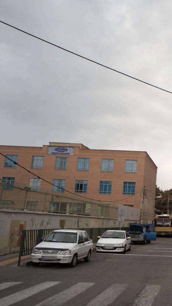 ‍دبیرستان بهشت شماره ۲