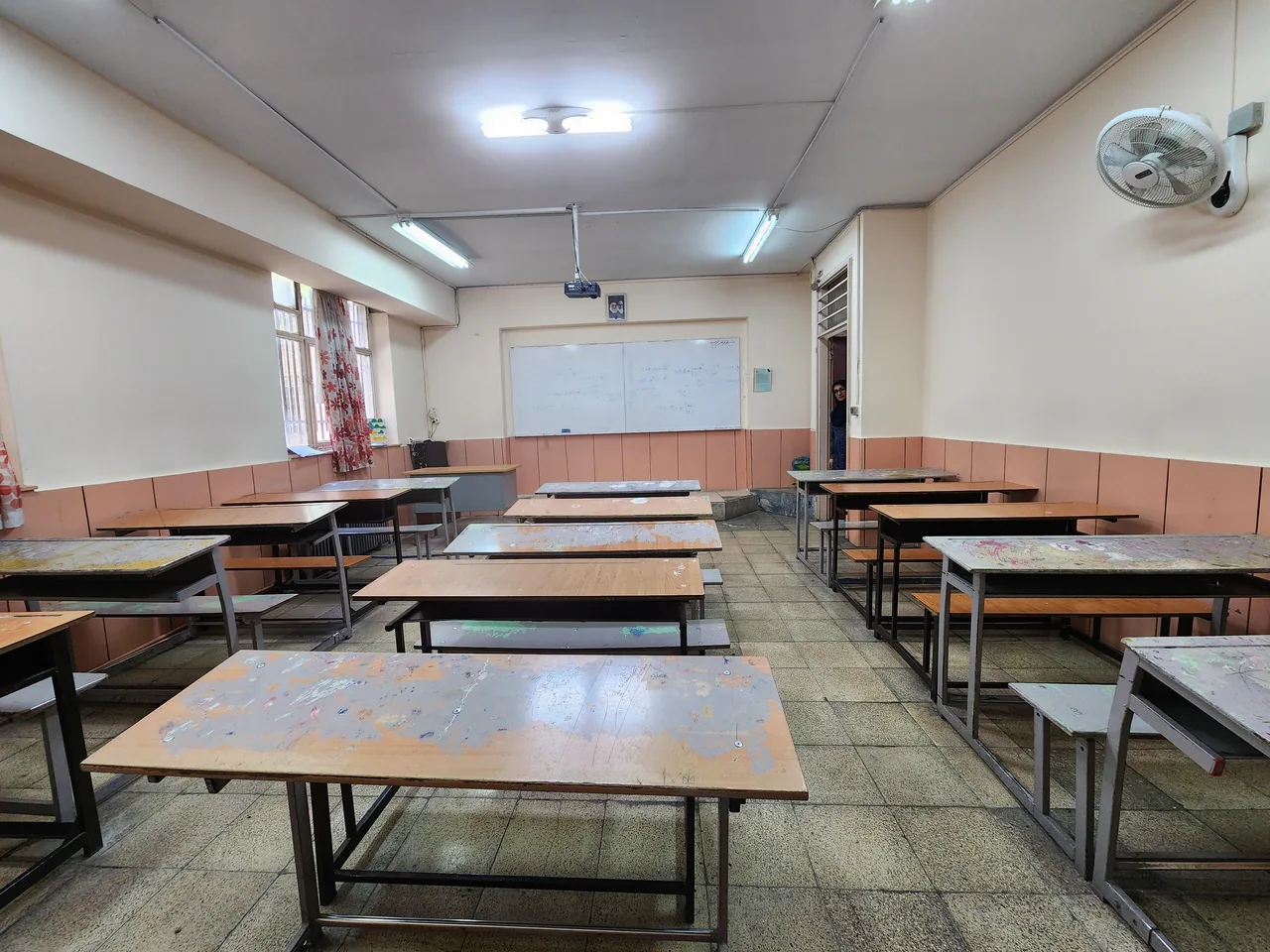 دبیرستان نمونه دولتی الزهرا س - تصویر 4