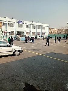 مدرسه شهدای صنف گردبافان