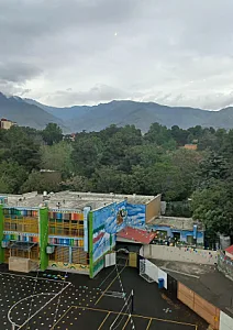 مدرسه طلایه داران ۴