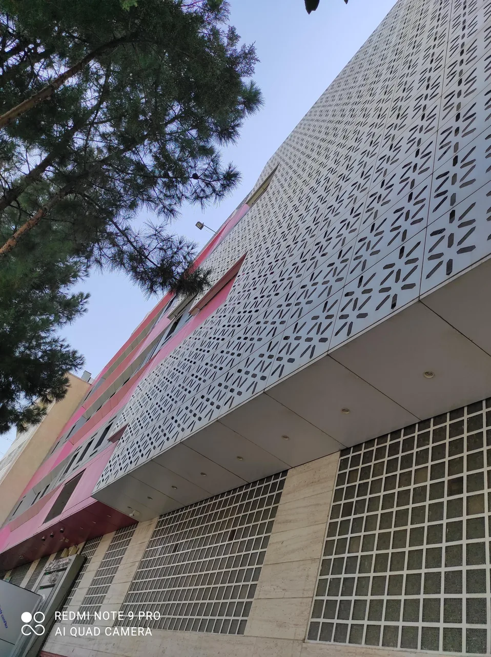 مدرسه سوده - تصویر 2