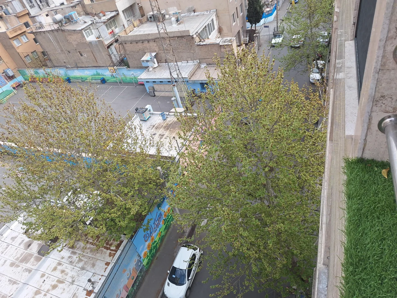 دبیرستان راهنمایی دخترانه امید انقلاب