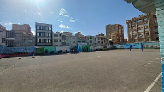 دبیرستان پسرانه شهید منتظری و نور و لایت