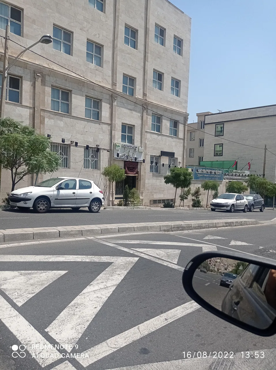 مجتمع آموزشی هوشمند دخترانه غیردولتی طلوع سبز - تصویر 2