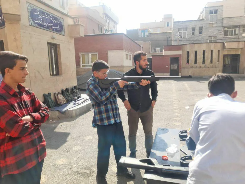 دبیرستان دوره اول متوسطه ادب