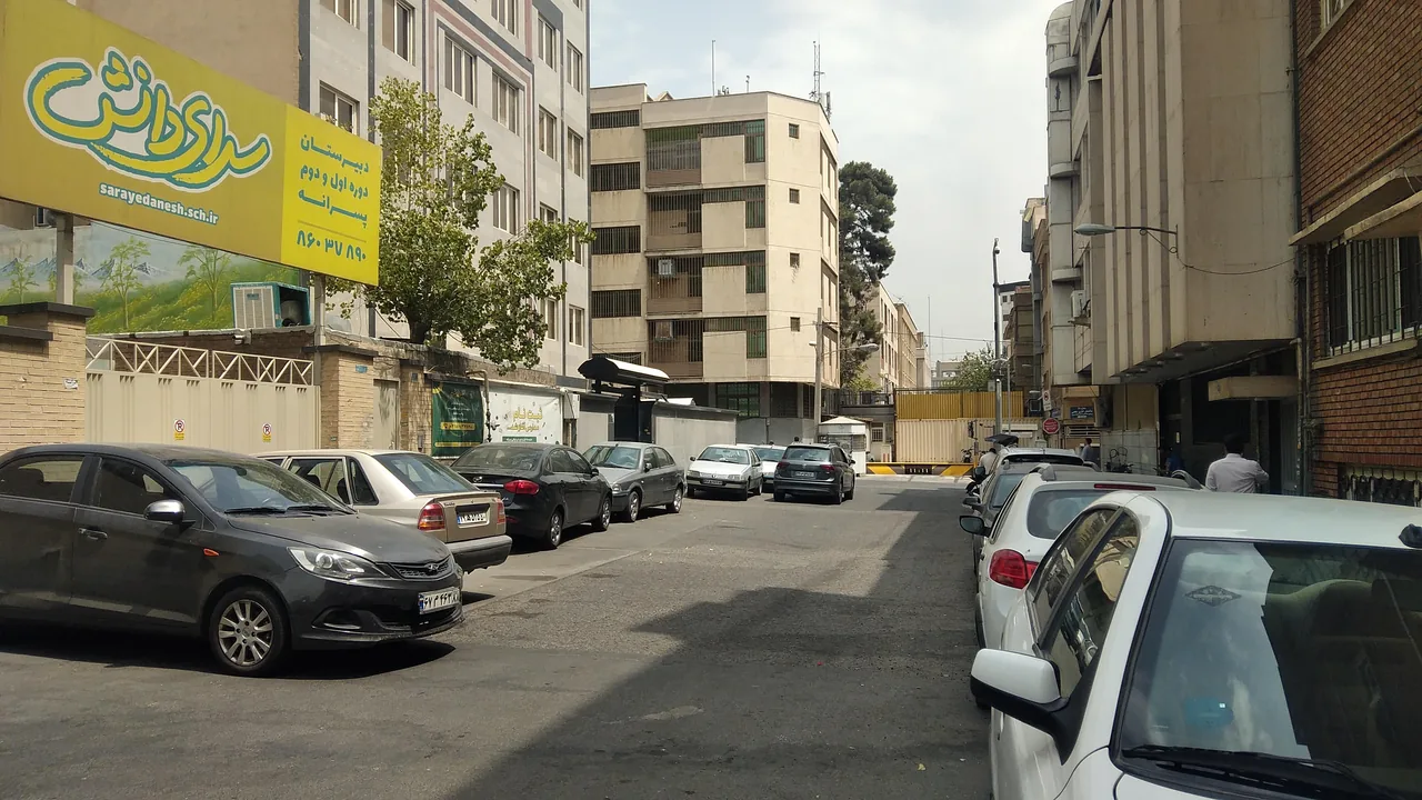 دبیرستان پسرانه سرای دانش - تصویر 3