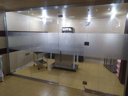 کلینیک دامپزشکی شبانه روزی پت لند