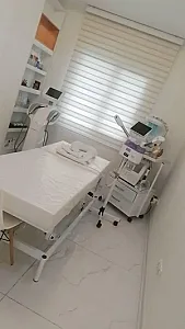 کلینیک زیبایی مه رویان